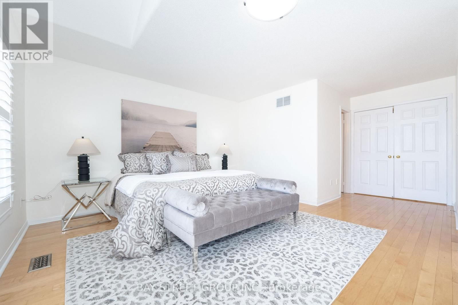 68 SAPPHIRE DRIVE Image 27