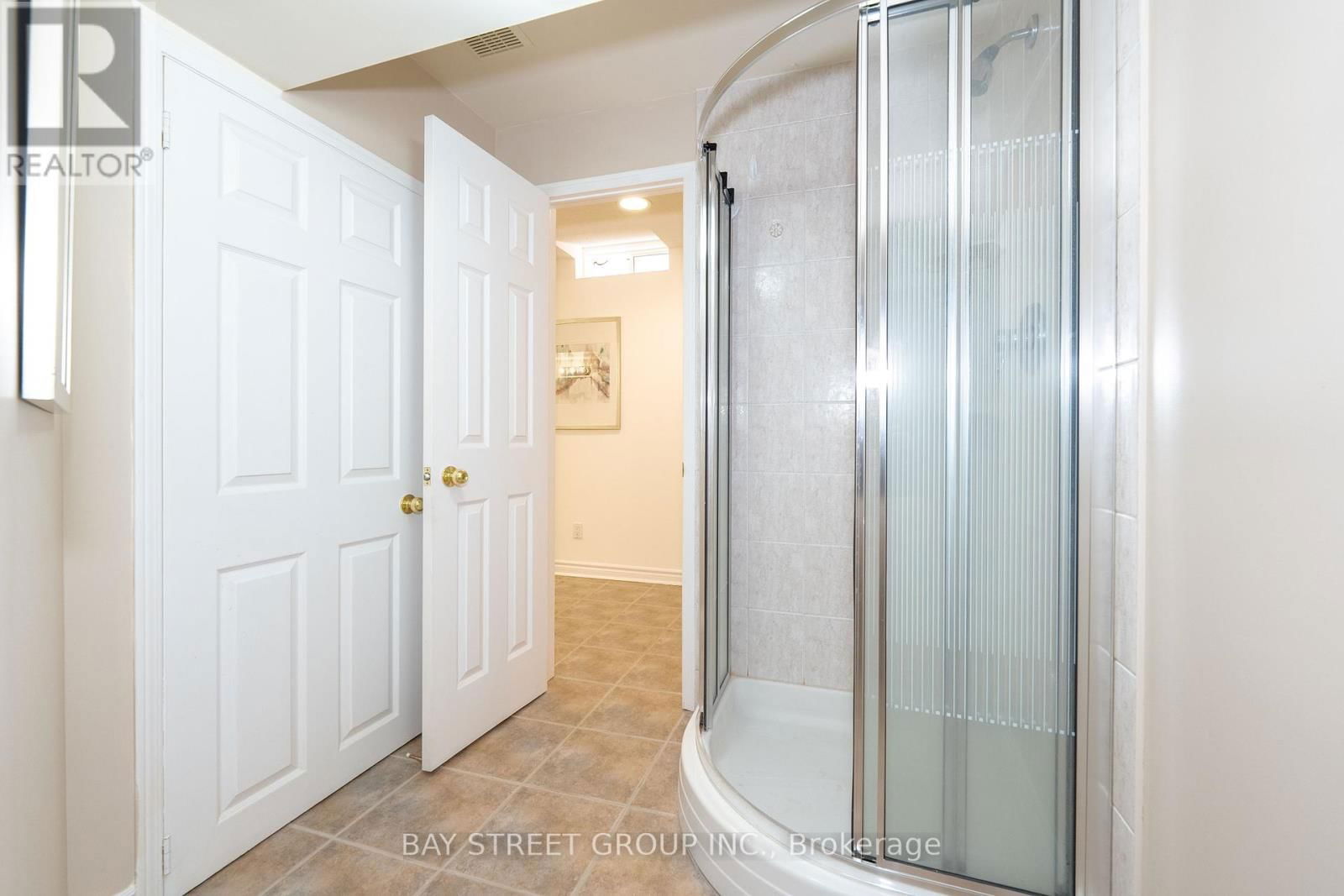 68 SAPPHIRE DRIVE Image 43