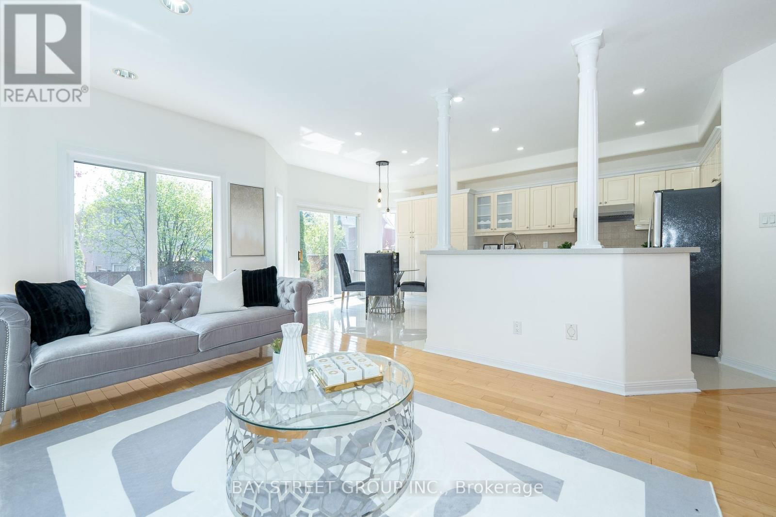 68 SAPPHIRE DRIVE Image 5