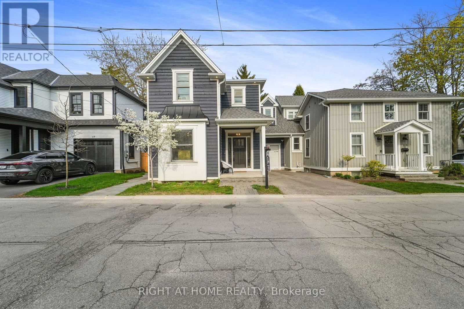 17 GEORGE STREET Image 1