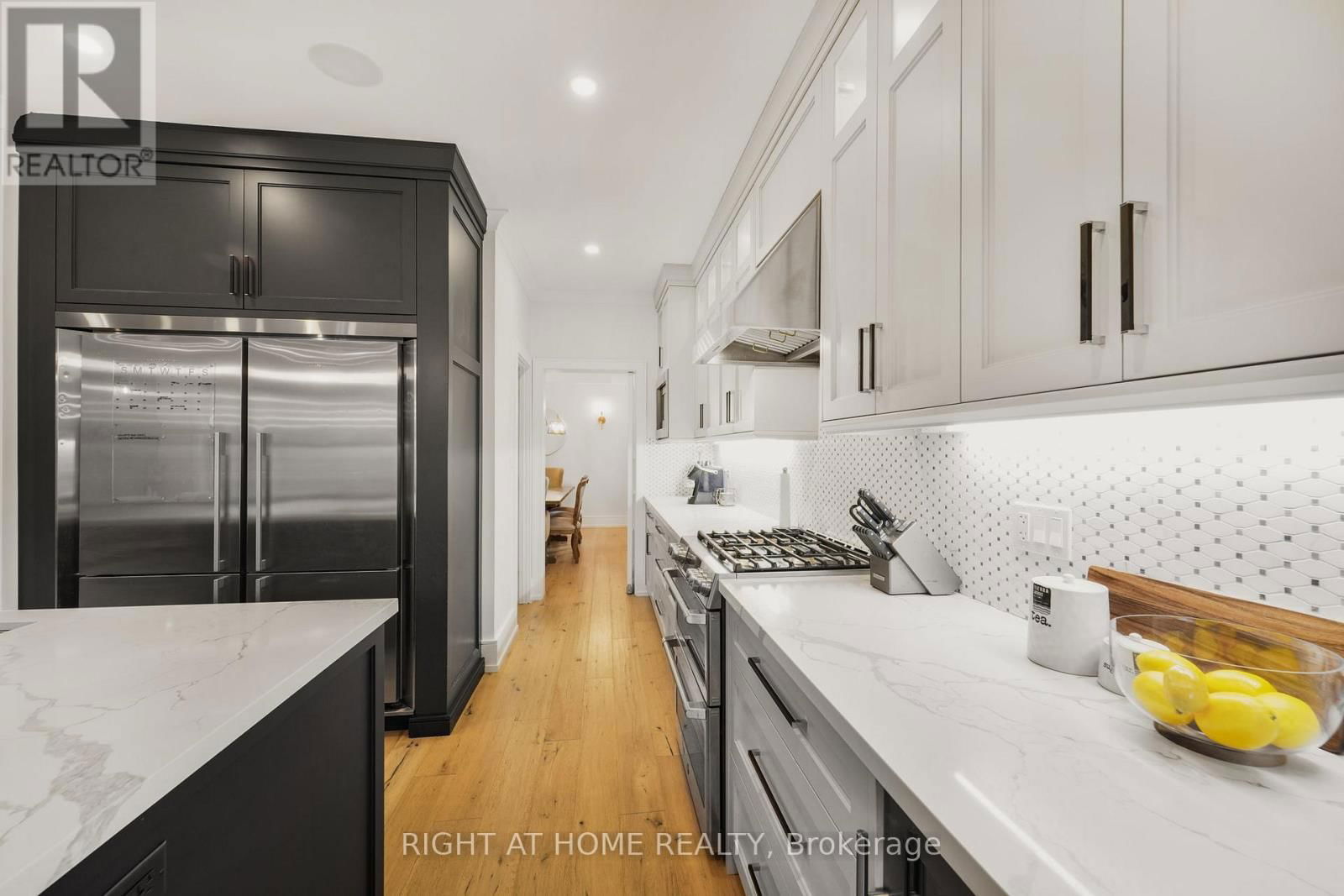 17 GEORGE STREET Image 14
