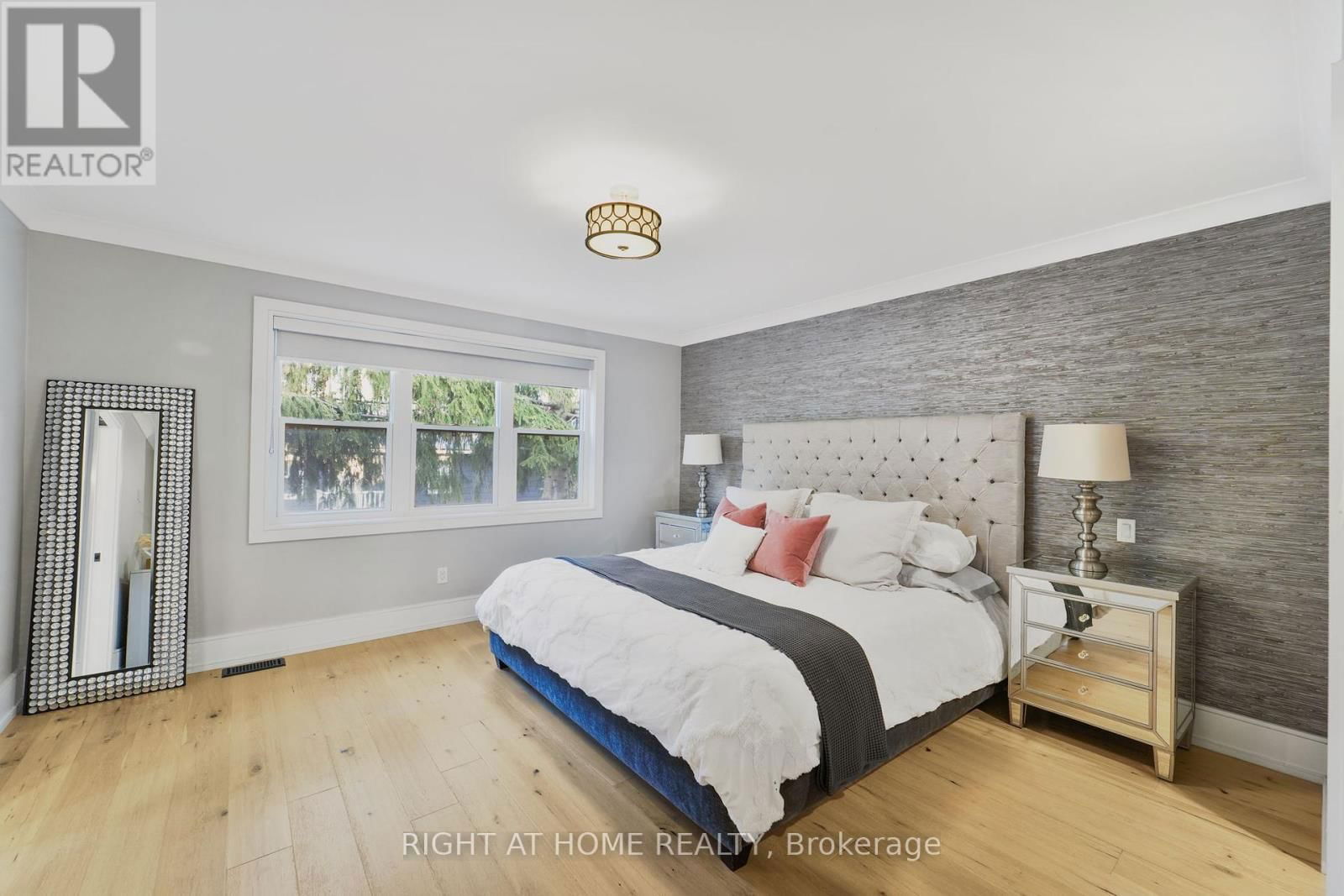 17 GEORGE STREET Image 19