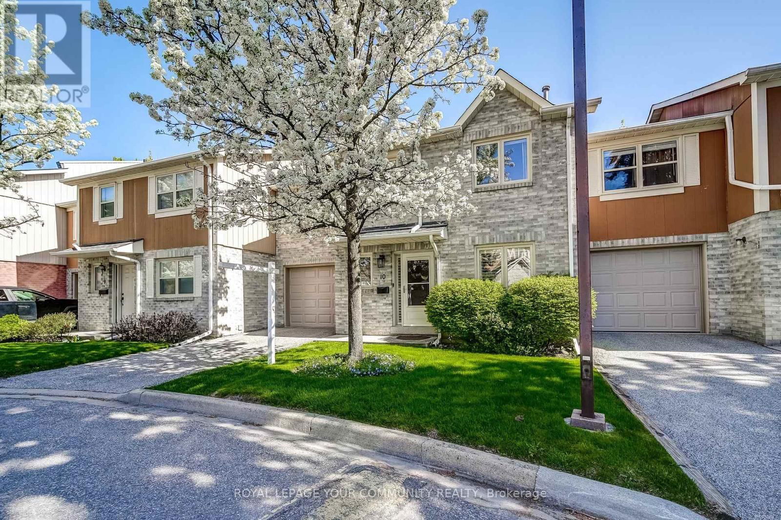 10 - 115 AVENUE ROAD Image 1