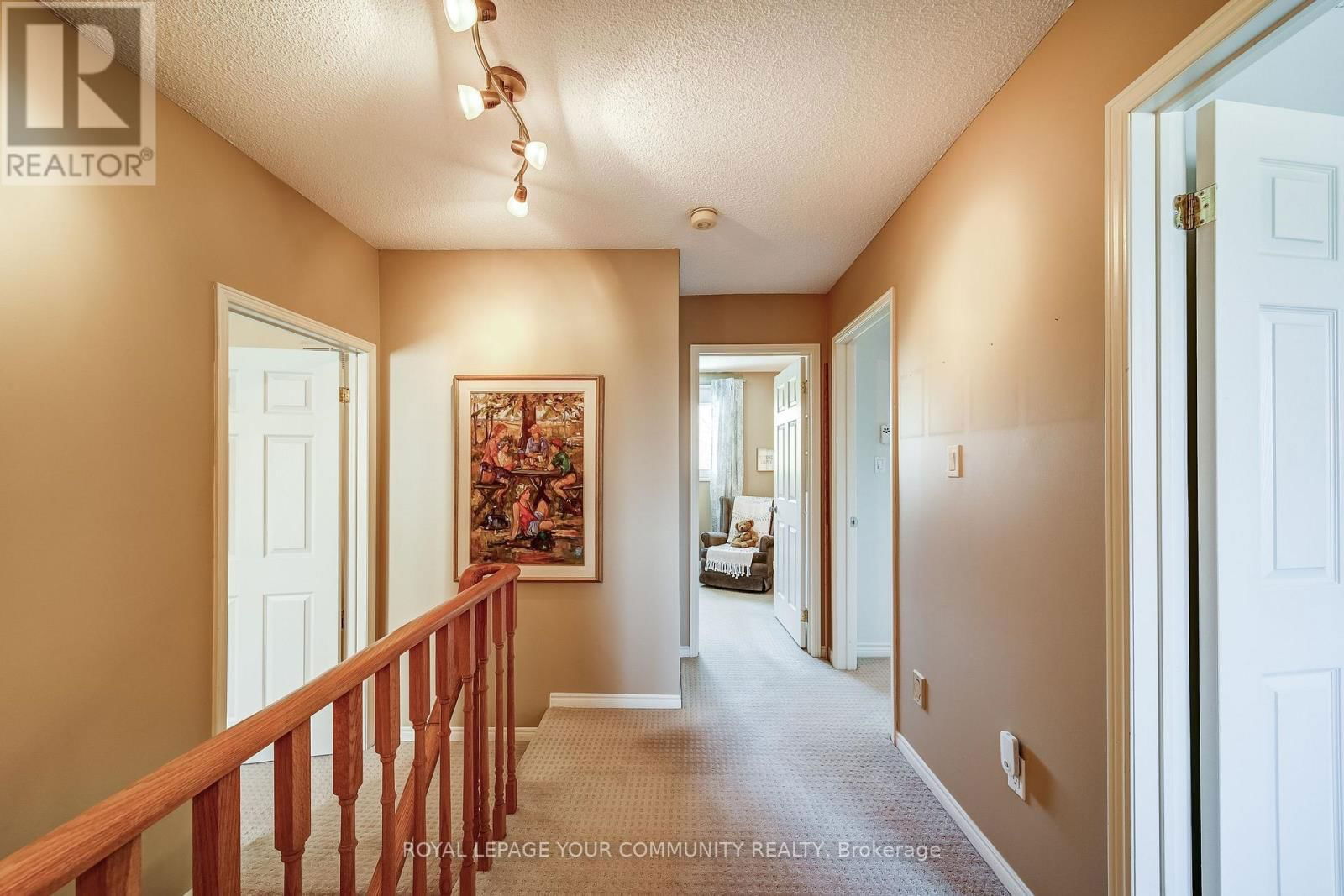 10 - 115 AVENUE ROAD Image 15