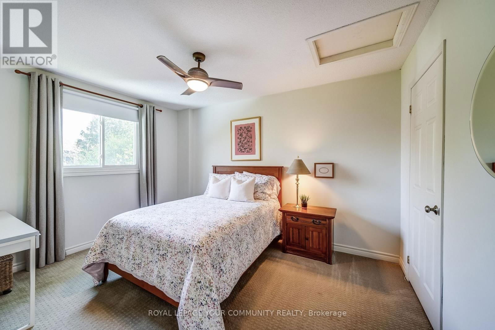 10 - 115 AVENUE ROAD Image 18