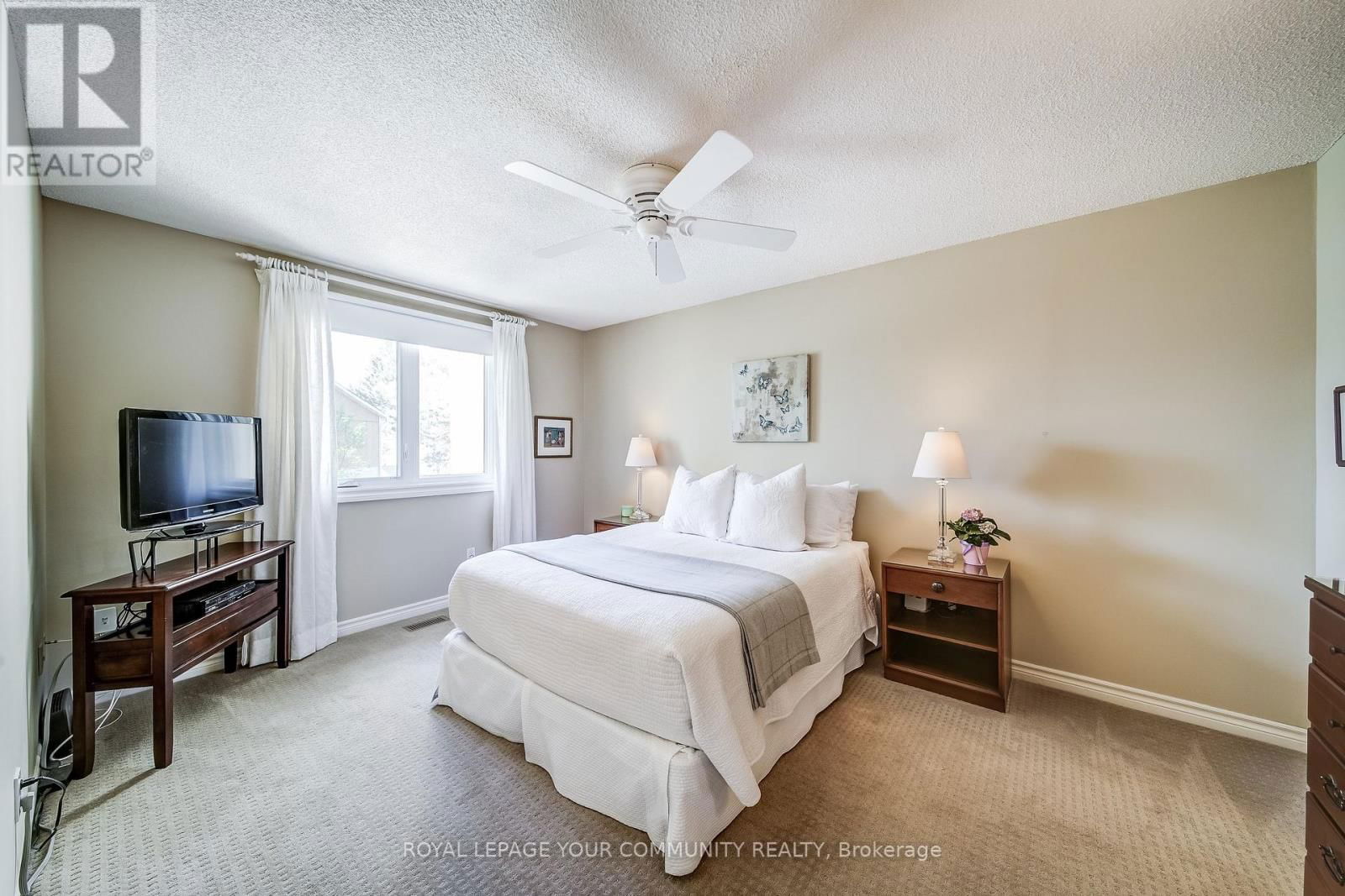 10 - 115 AVENUE ROAD Image 22