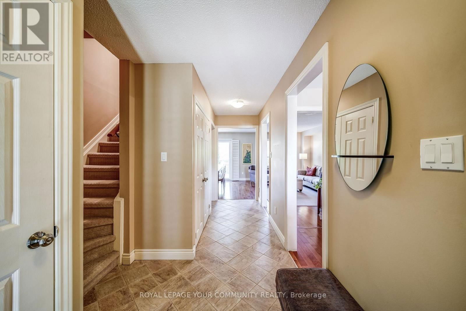 10 - 115 AVENUE ROAD Image 4
