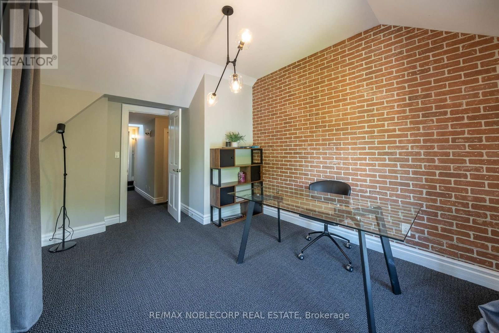 12958 KEELE STREET Image 16