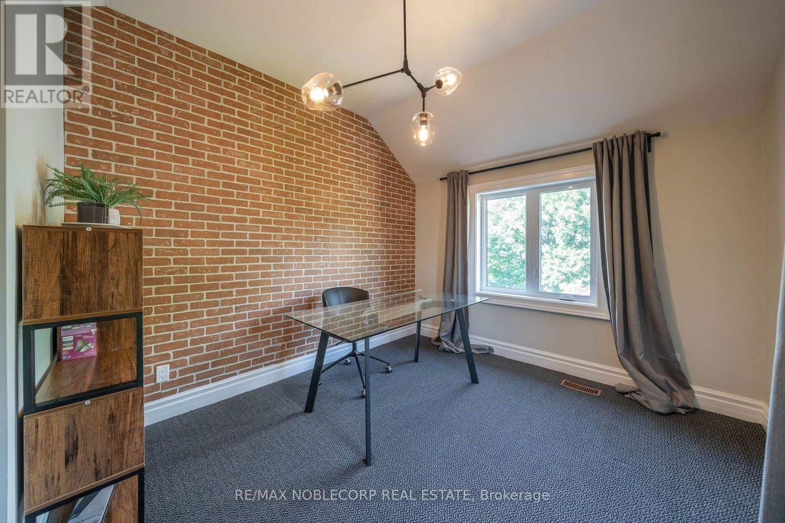 12958 KEELE STREET Image 17