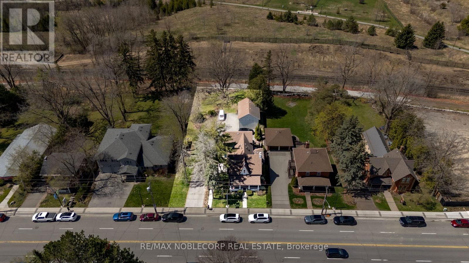 12958 KEELE STREET Image 7