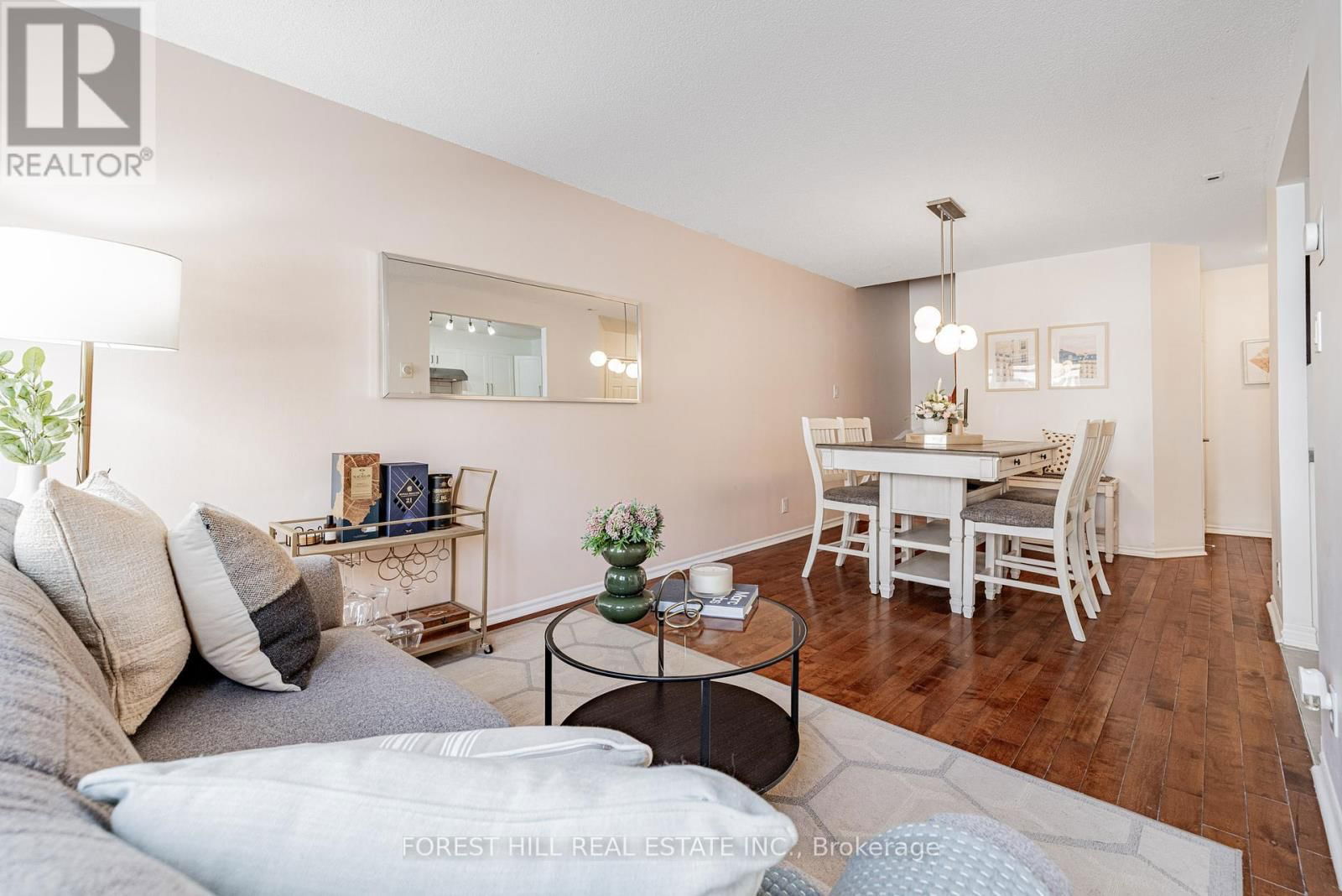 95 - 151 TOWNSGATE DRIVE Image 3