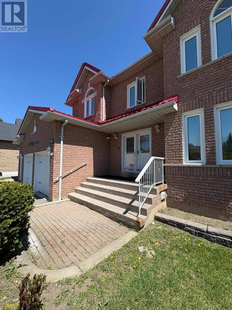 581 WYCLIFFE AVENUE Image 38