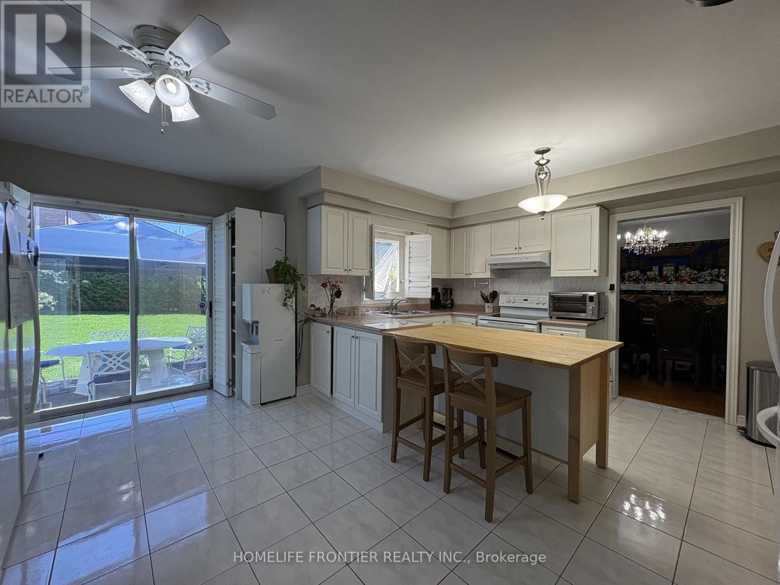 581 WYCLIFFE AVENUE Image 6