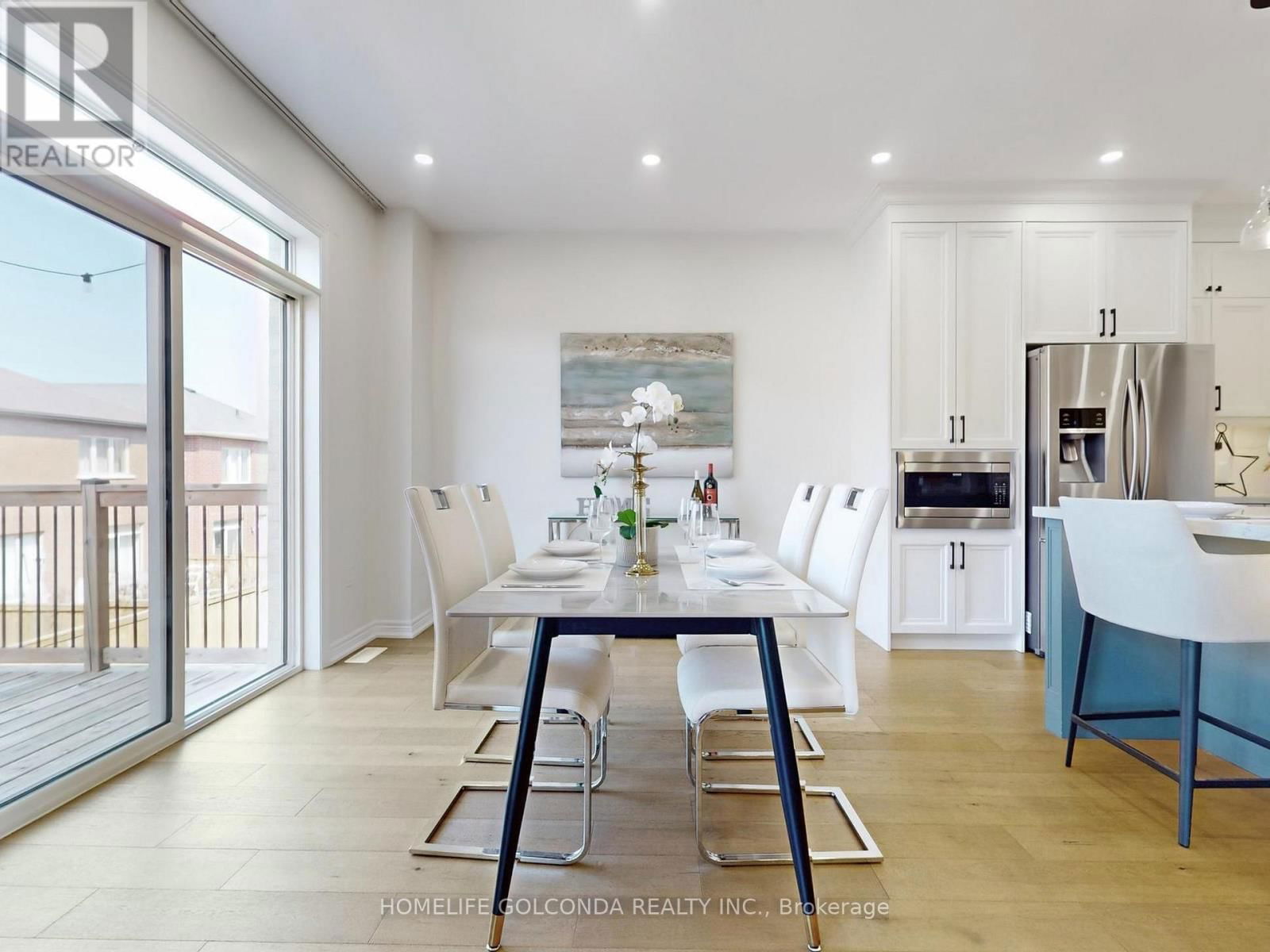 16 EASTGROVE SQUARE Image 21