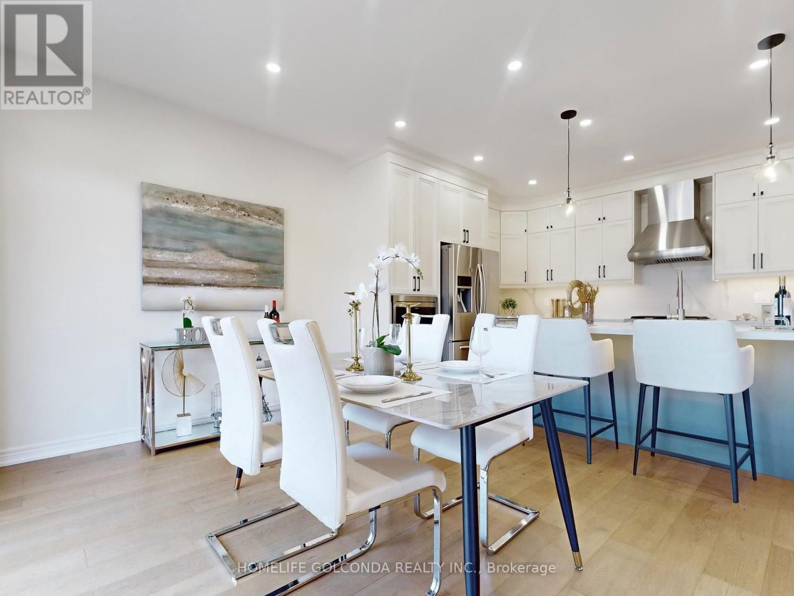 16 EASTGROVE SQUARE Image 23