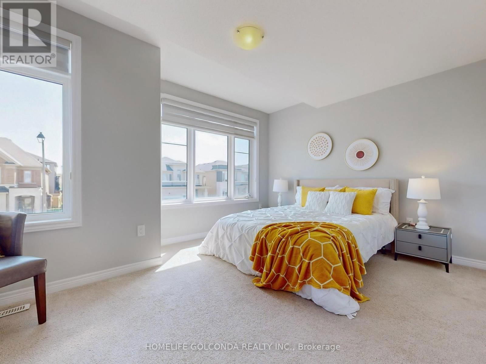 16 EASTGROVE SQUARE Image 36