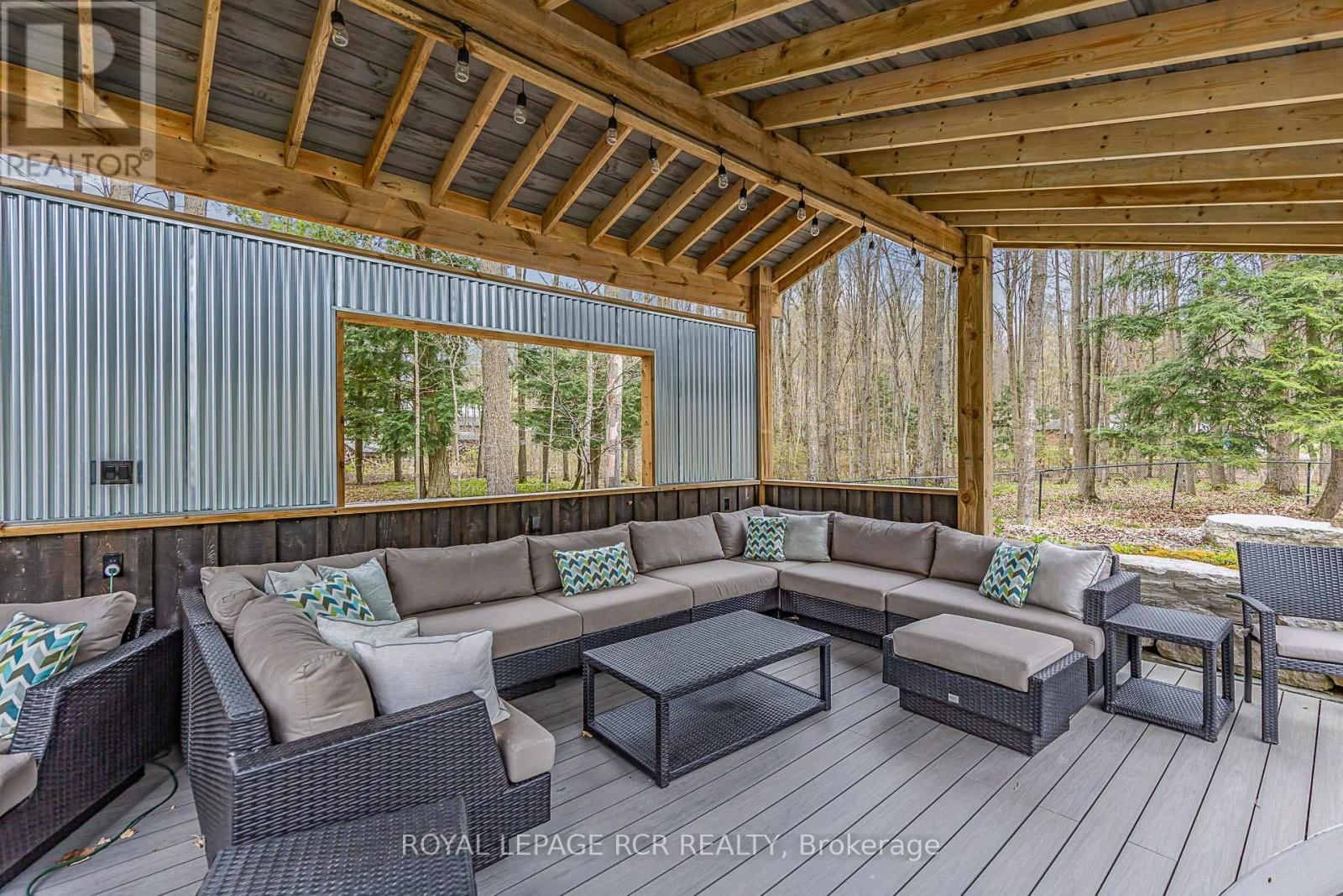 1 BEECH TREE LANE Image 32
