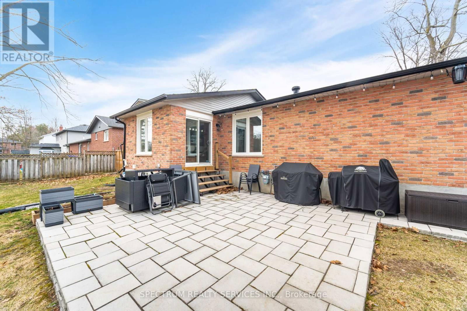 52 FRENCH CRESCENT Image 46