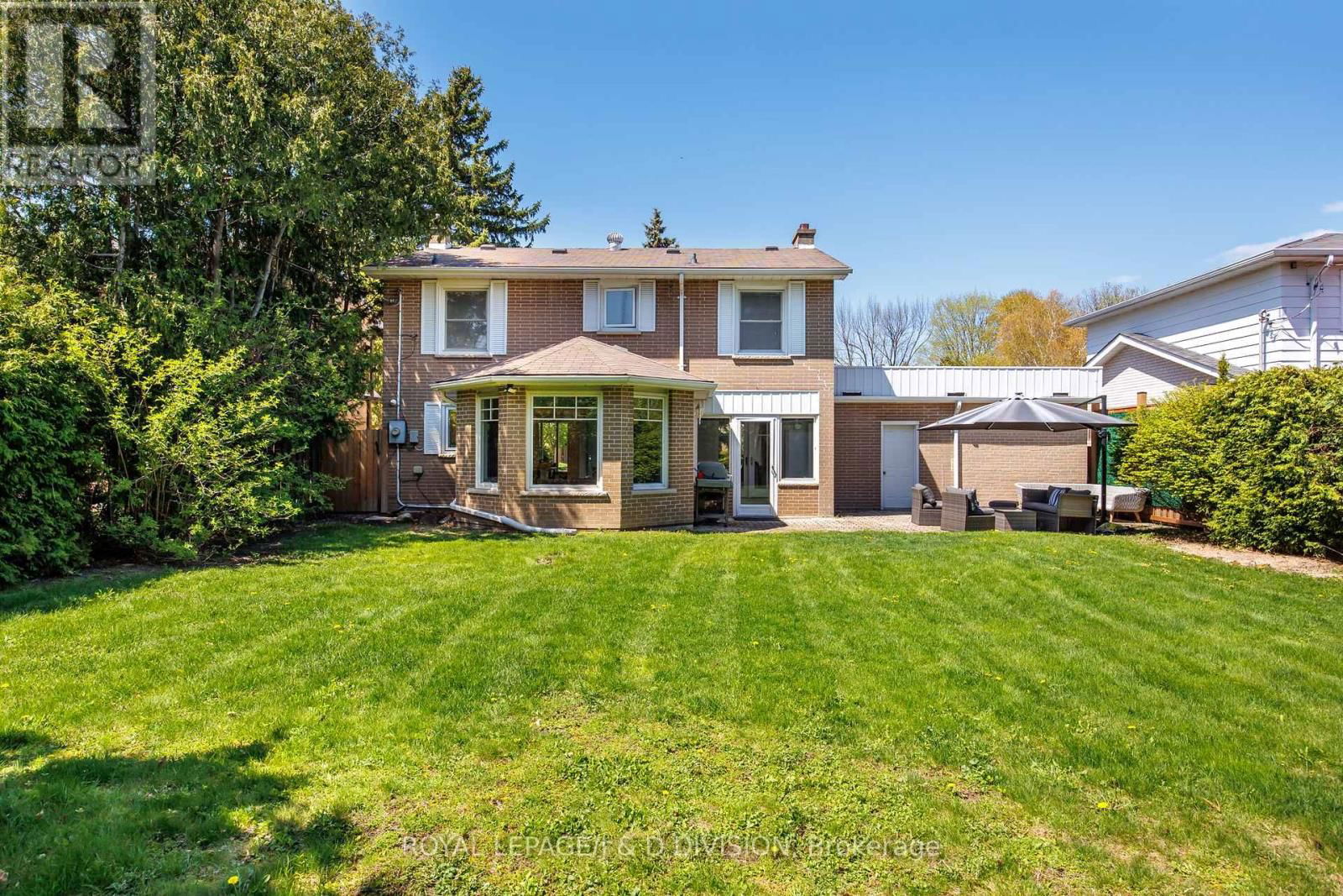 33 ALMOND AVENUE Image 35