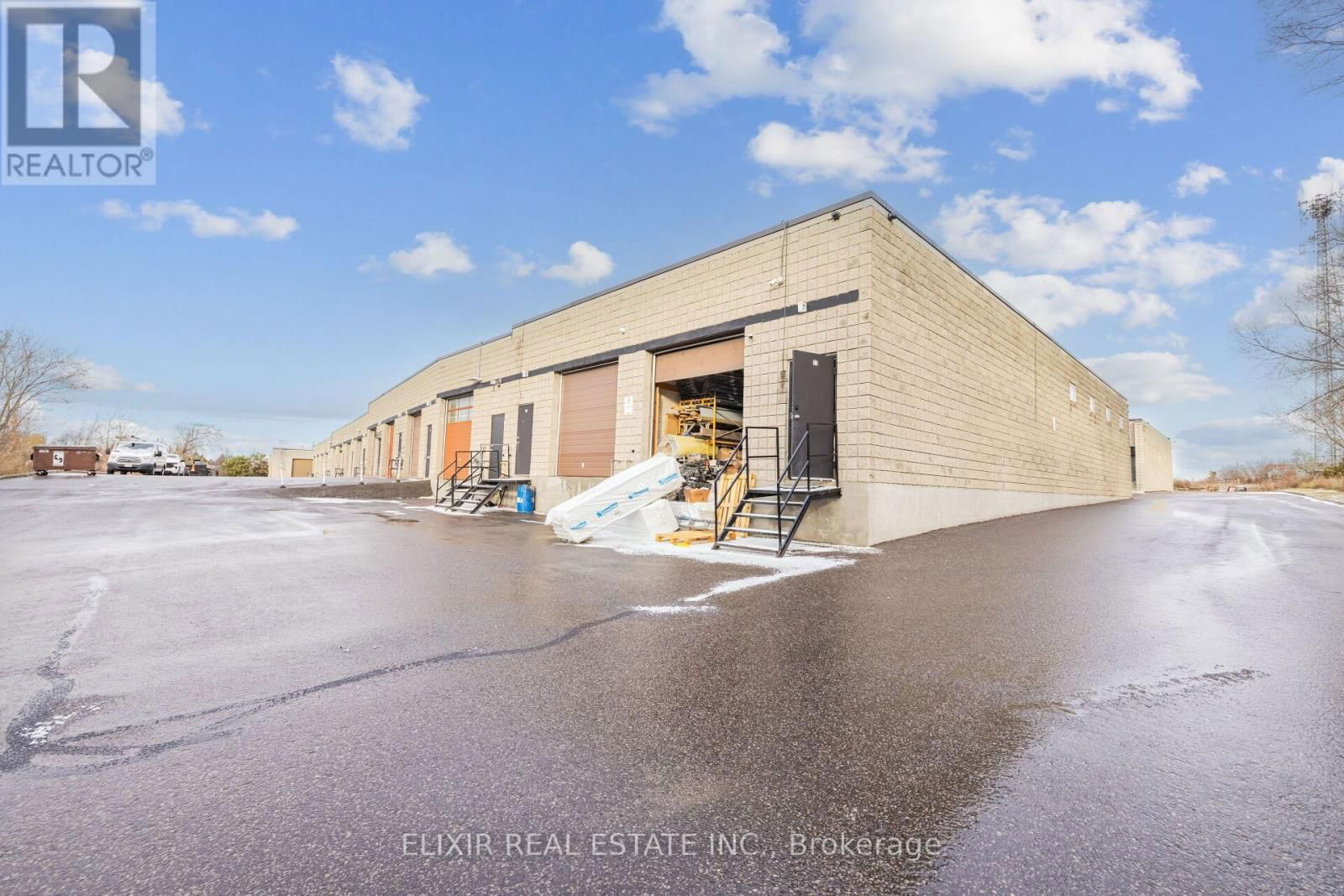 17 - 4 VATA COURT Image 24