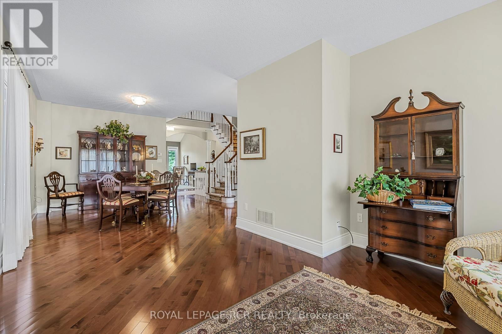 31 EMERALD HEIGHTS DRIVE Image 10