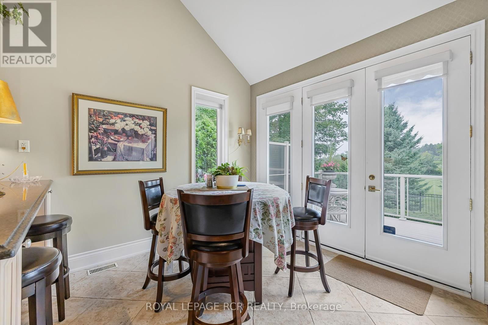 31 EMERALD HEIGHTS DRIVE Image 16