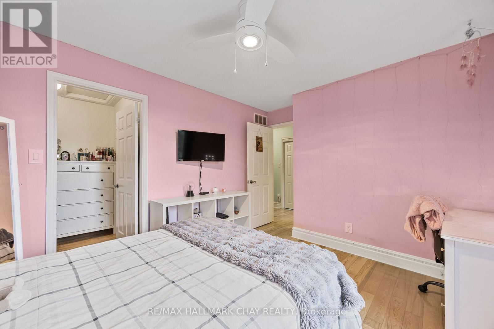 1078 ELM ROAD Image 31
