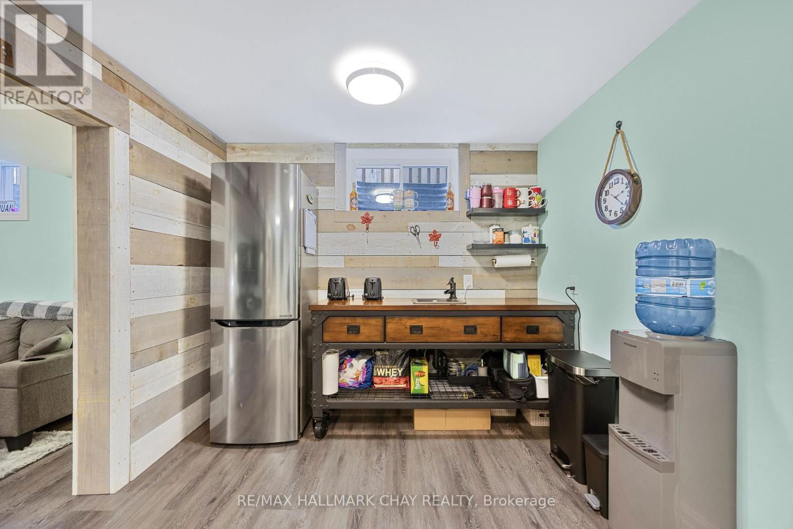 1078 ELM ROAD Image 33