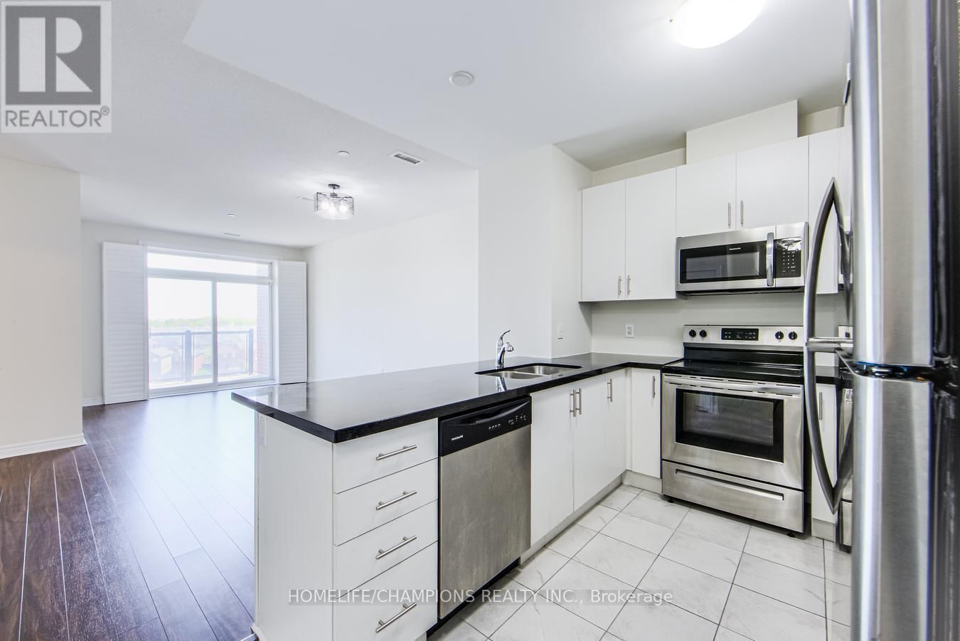 619 - 7325 MARKHAM ROAD Image 14