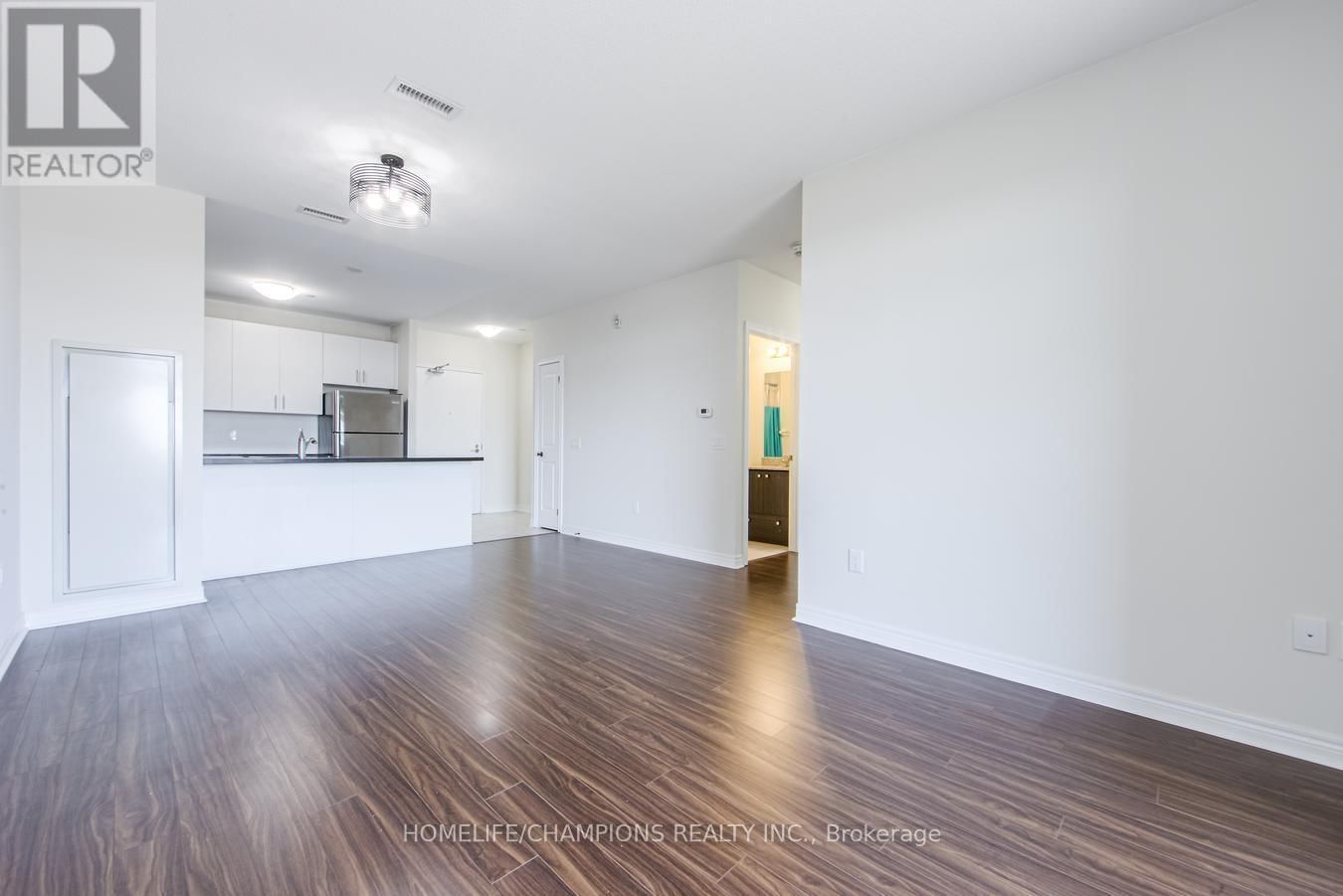 619 - 7325 MARKHAM ROAD Image 19