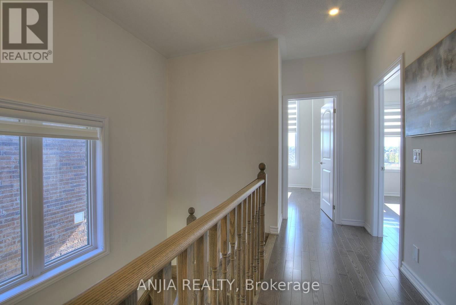 69 FREEMAN WILLIAMS STREET Image 21