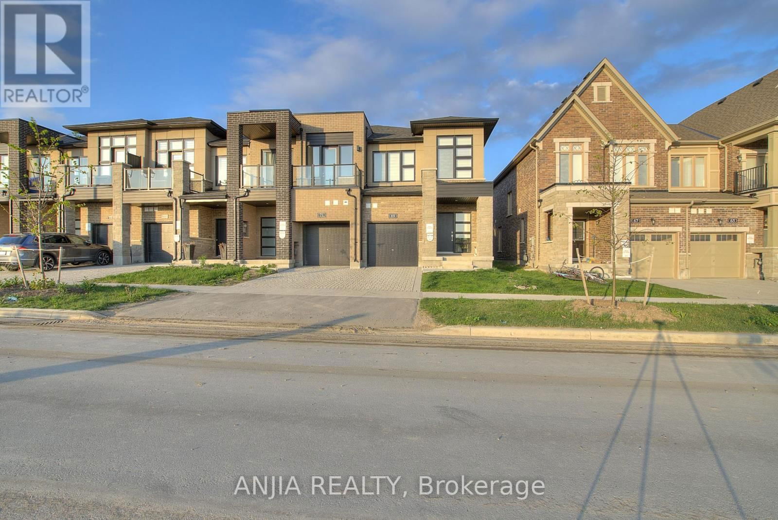 69 FREEMAN WILLIAMS STREET Image 3