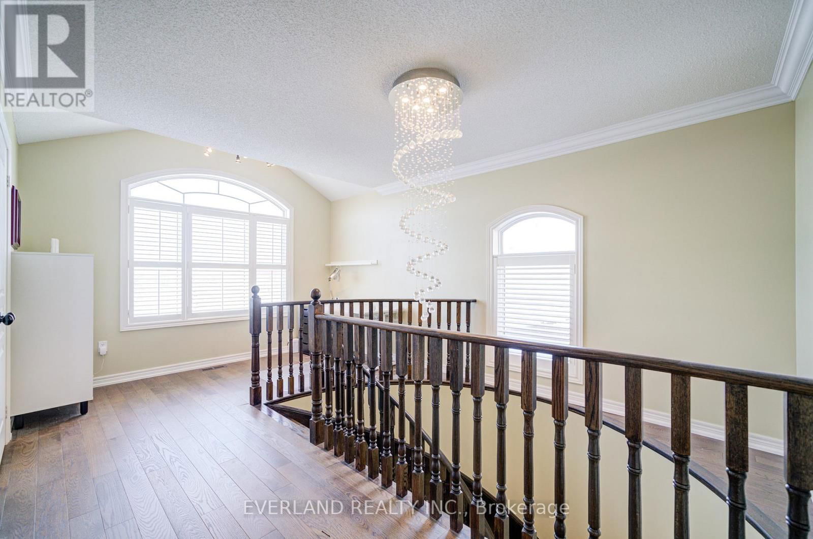 647 PETER RUPTER AVENUE Image 17