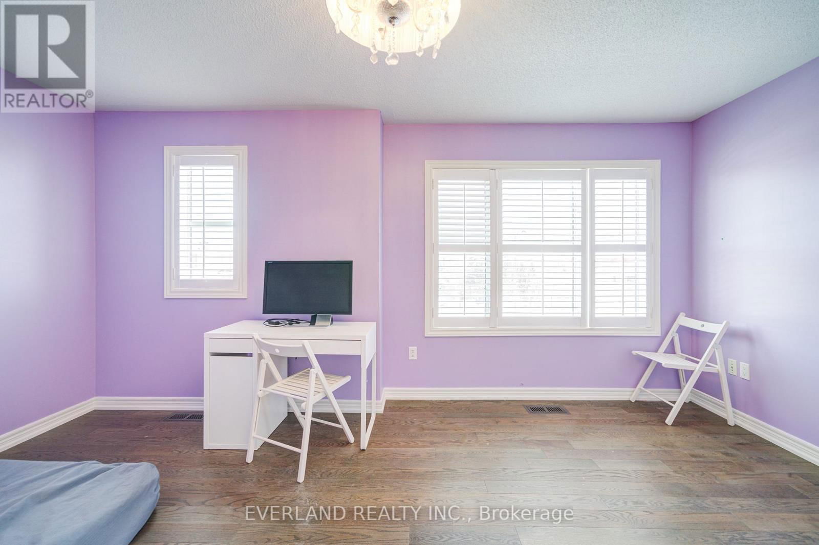 647 PETER RUPTER AVENUE Image 18