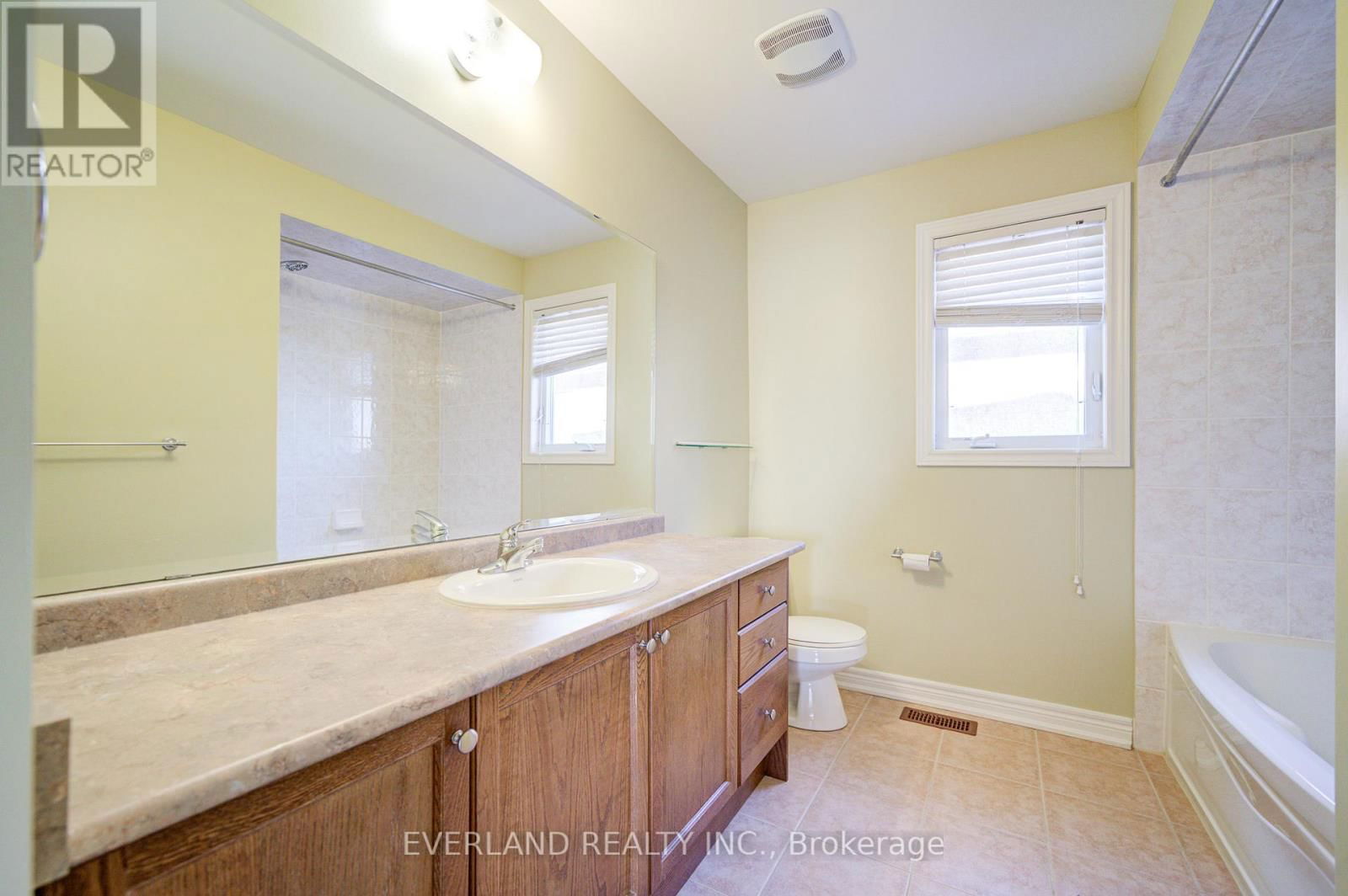 647 PETER RUPTER AVENUE Image 22