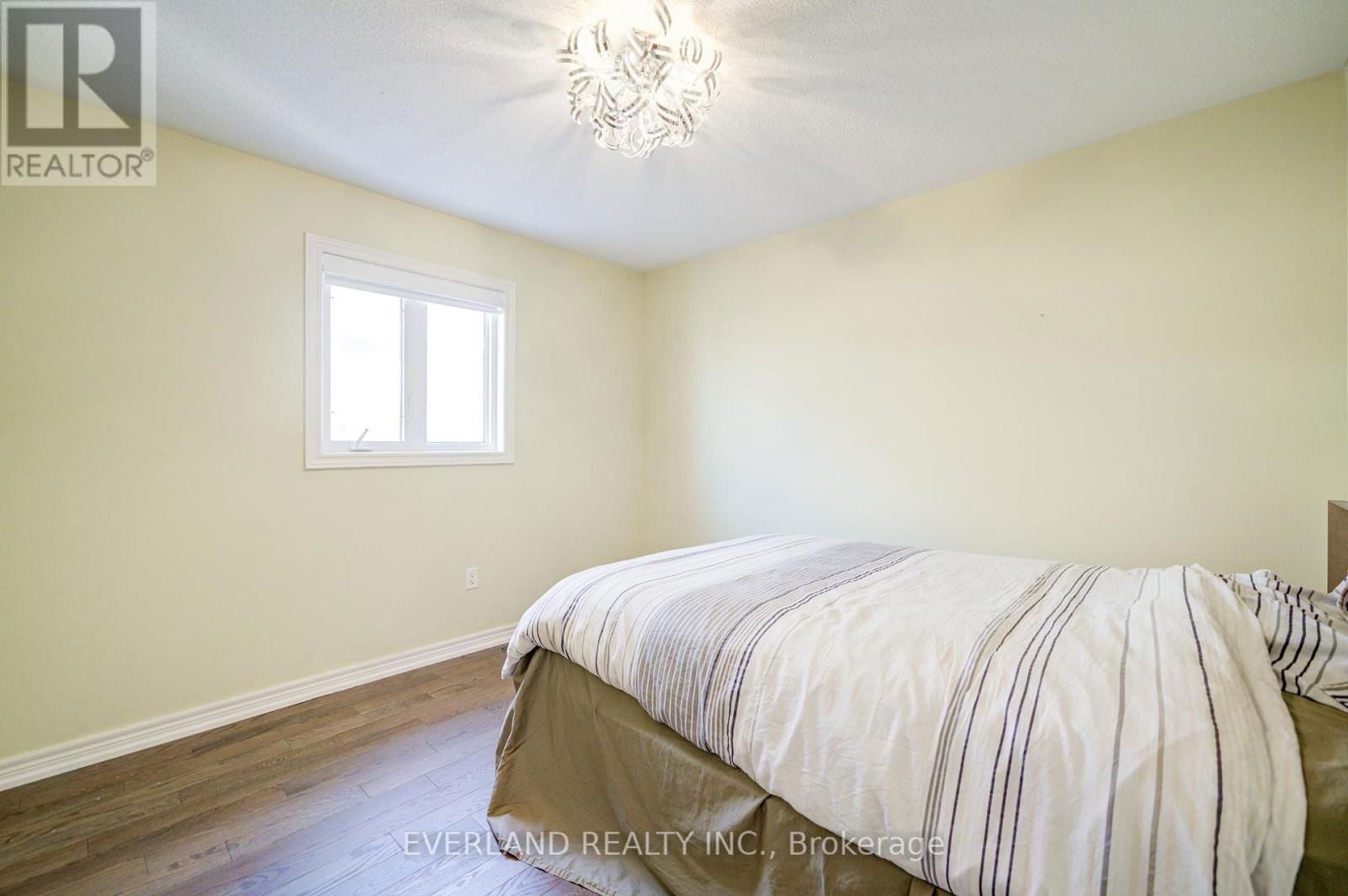 647 PETER RUPTER AVENUE Image 24