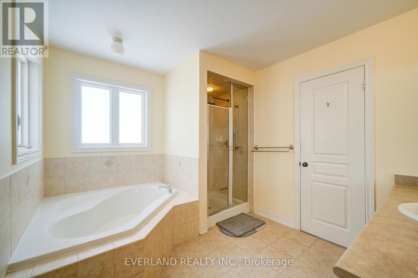 647 PETER RUPTER AVENUE Image 31