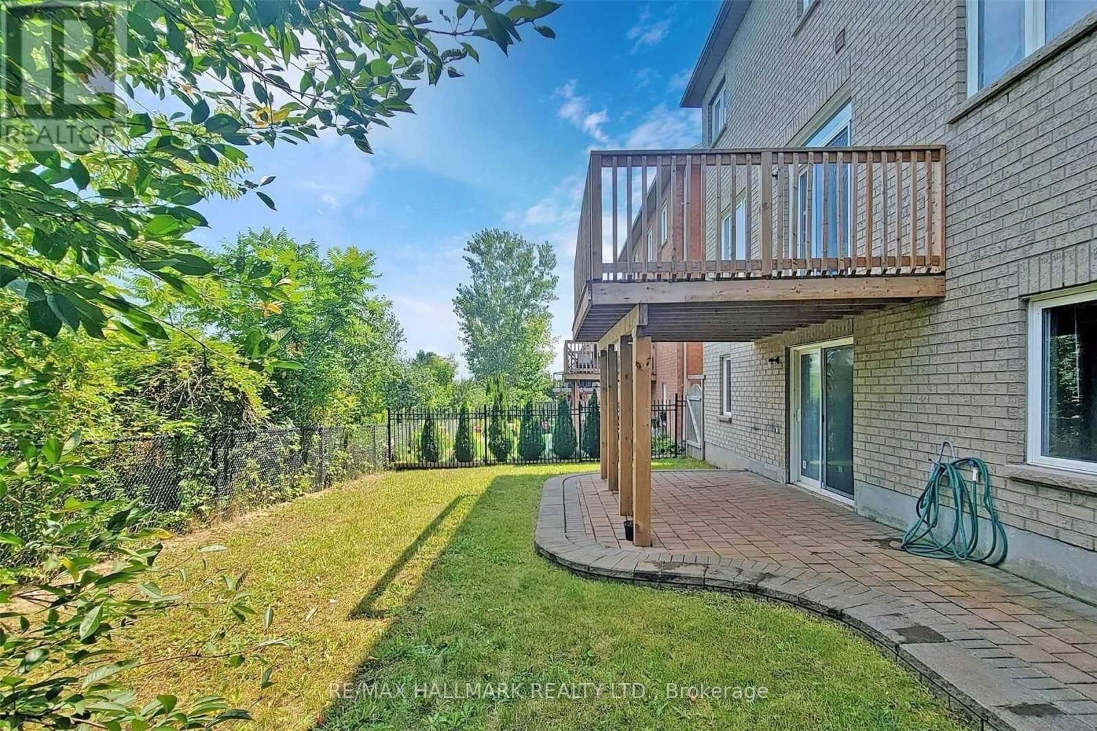 Lower unit - 160 TOWER HILL ROAD Image 3