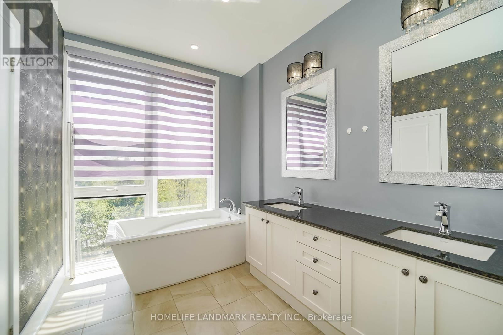 8 CRESTRIDGE DRIVE Image 13