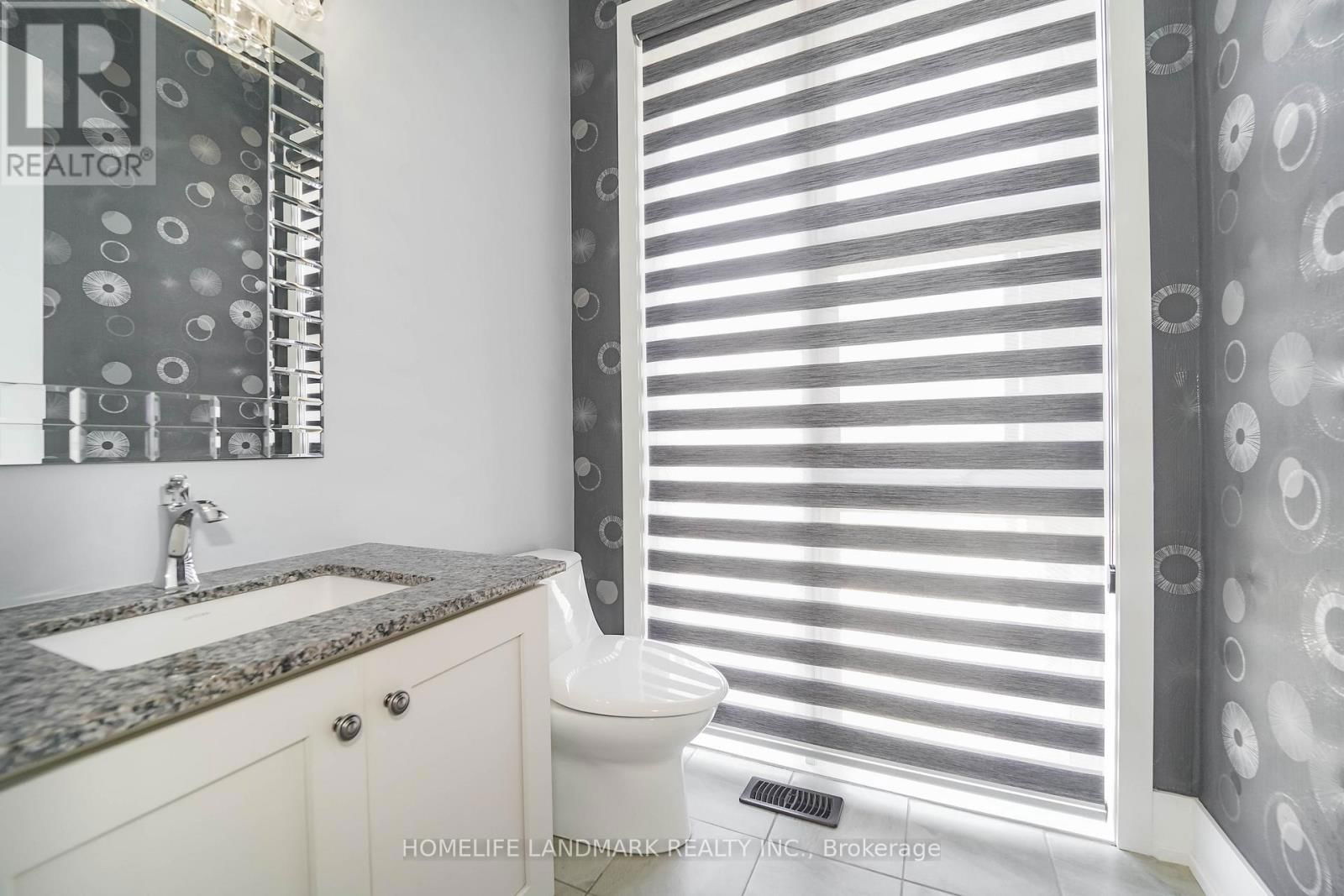 8 CRESTRIDGE DRIVE Image 9
