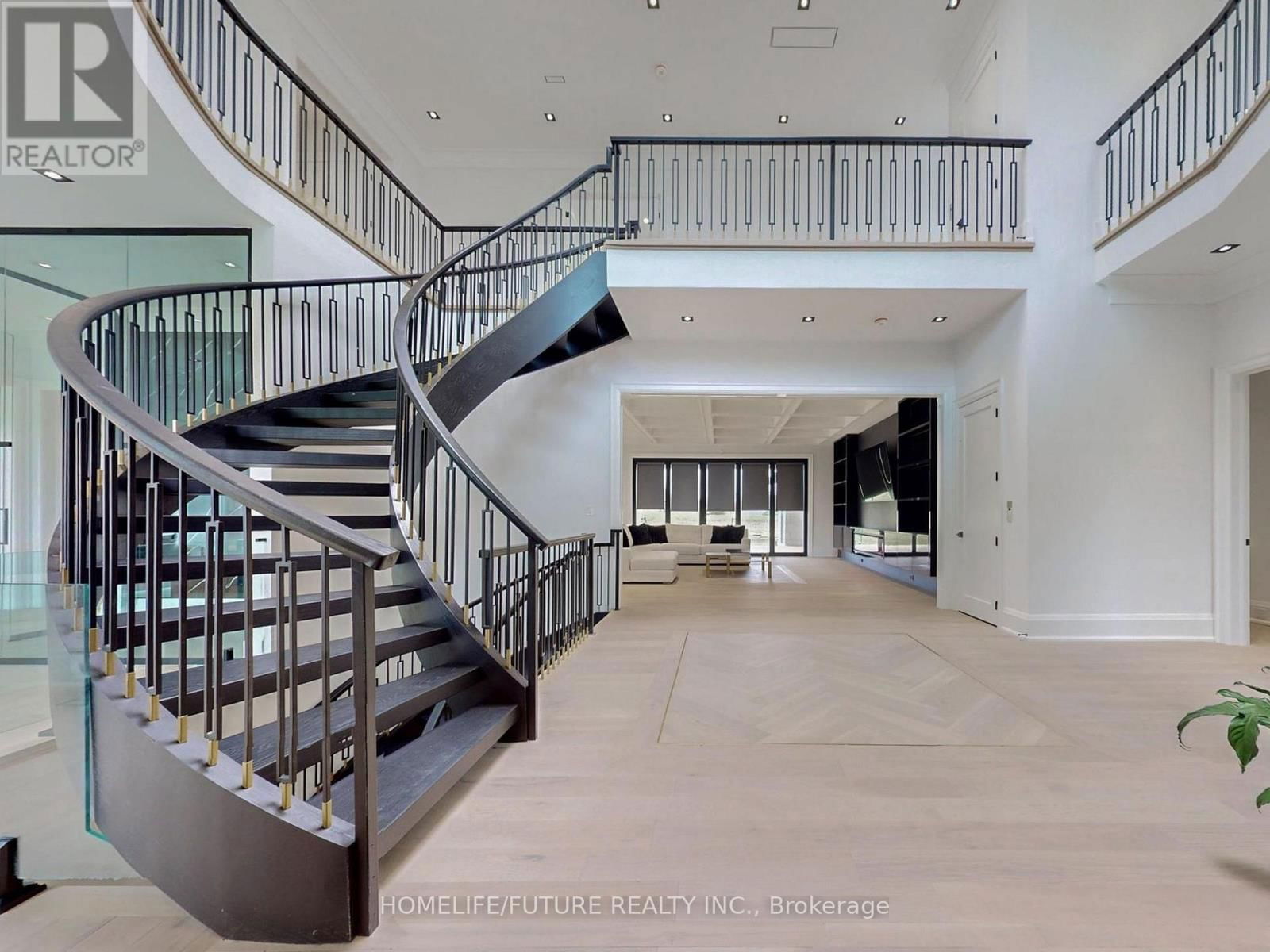 9 PLEASANT VALLEY DRIVE Image 3