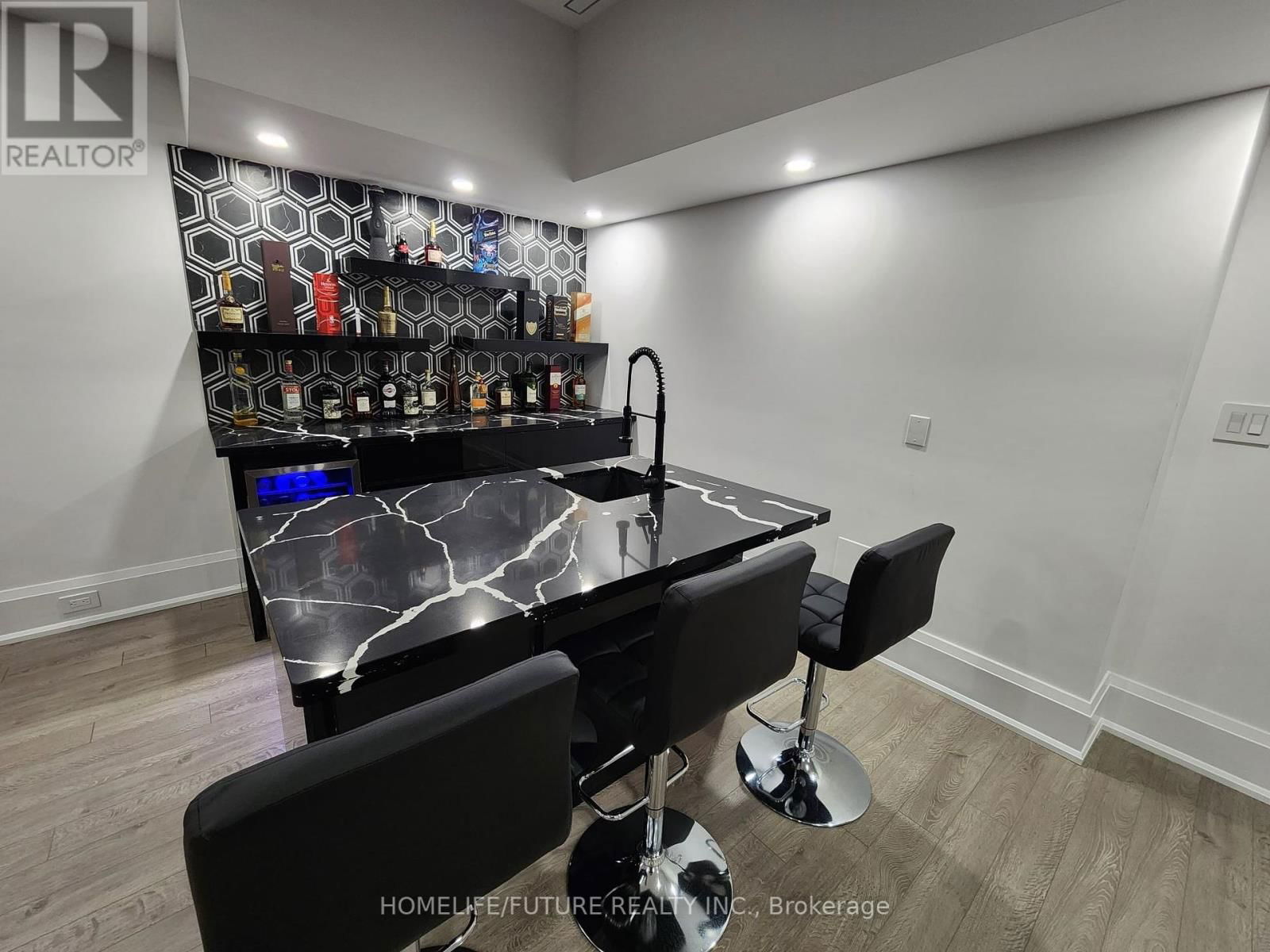 9 PLEASANT VALLEY DRIVE Image 34