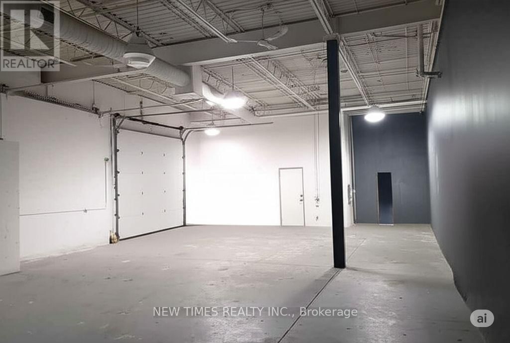 2 - 240 RIVIERA DRIVE Image 9