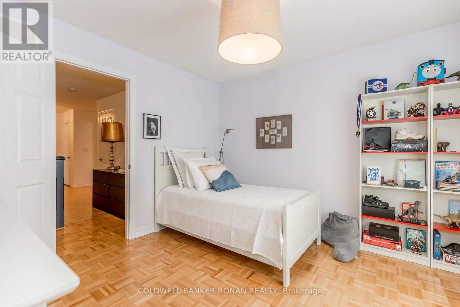 71 CAUTHERS CRESCENT Image 30