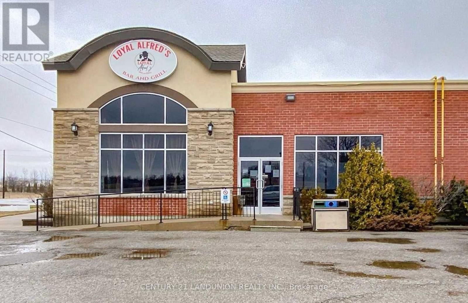 20215 WOODBINE AVENUE Image 2