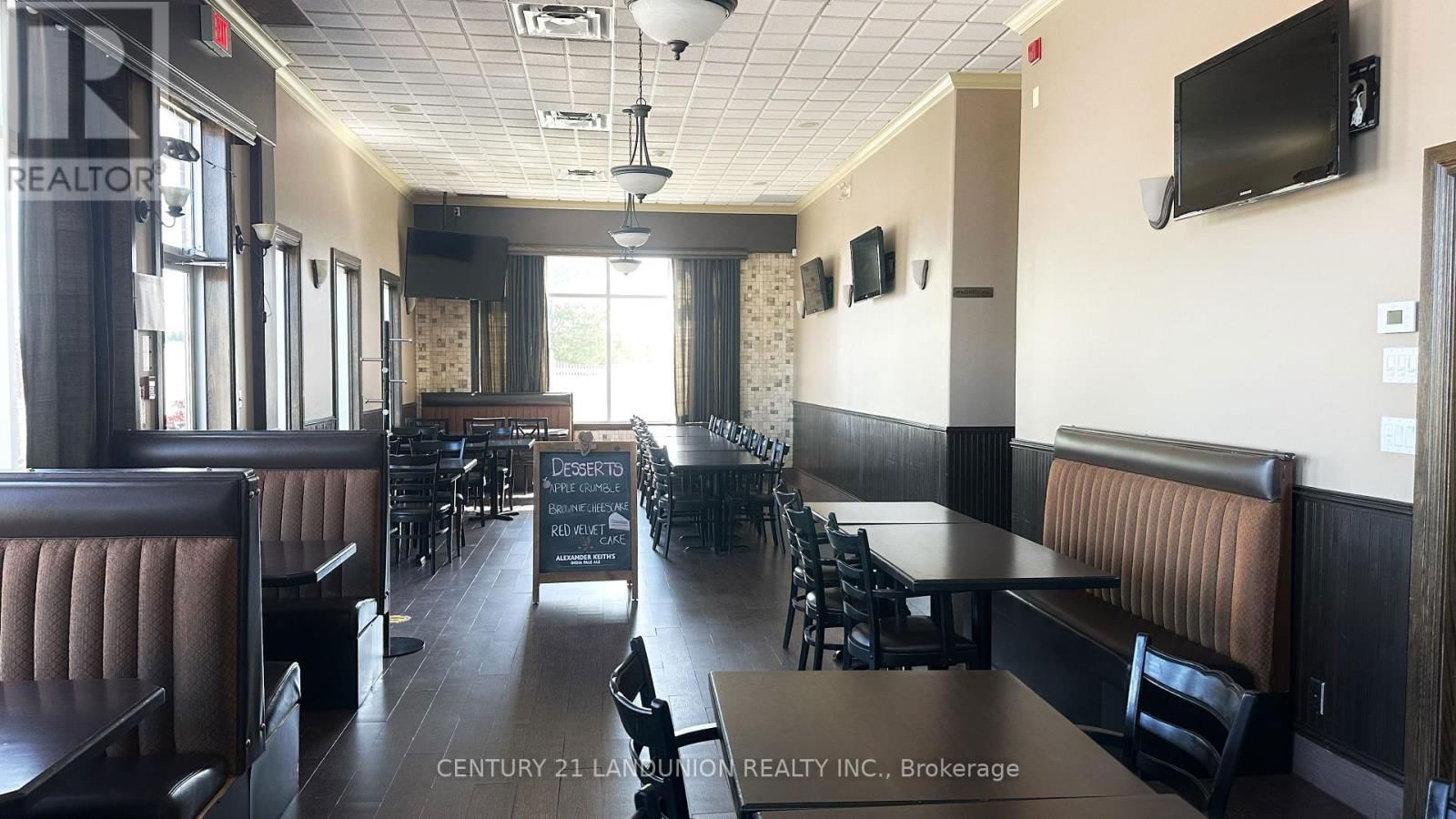 20215 WOODBINE AVENUE Image 3