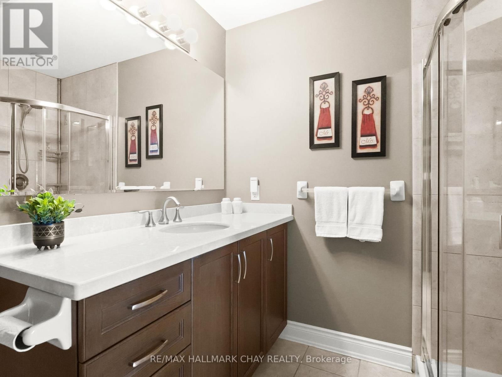180 RIDGE WAY Image 22