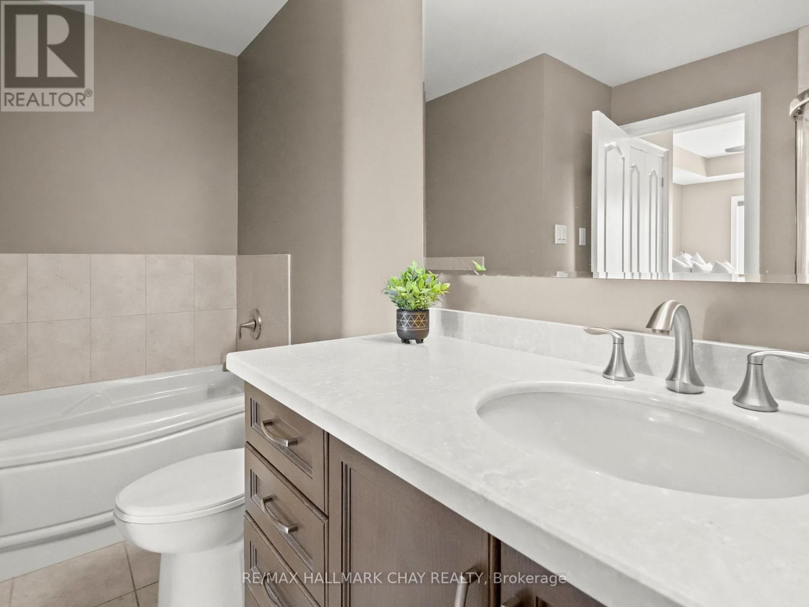 180 RIDGE WAY Image 24