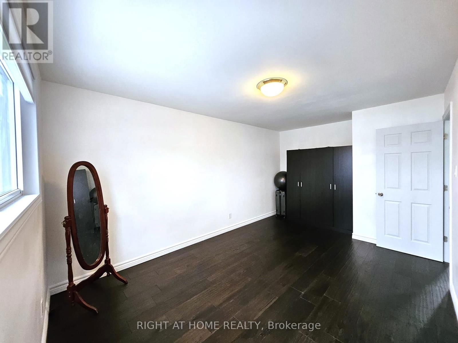 742 BEMAN DRIVE Image 26