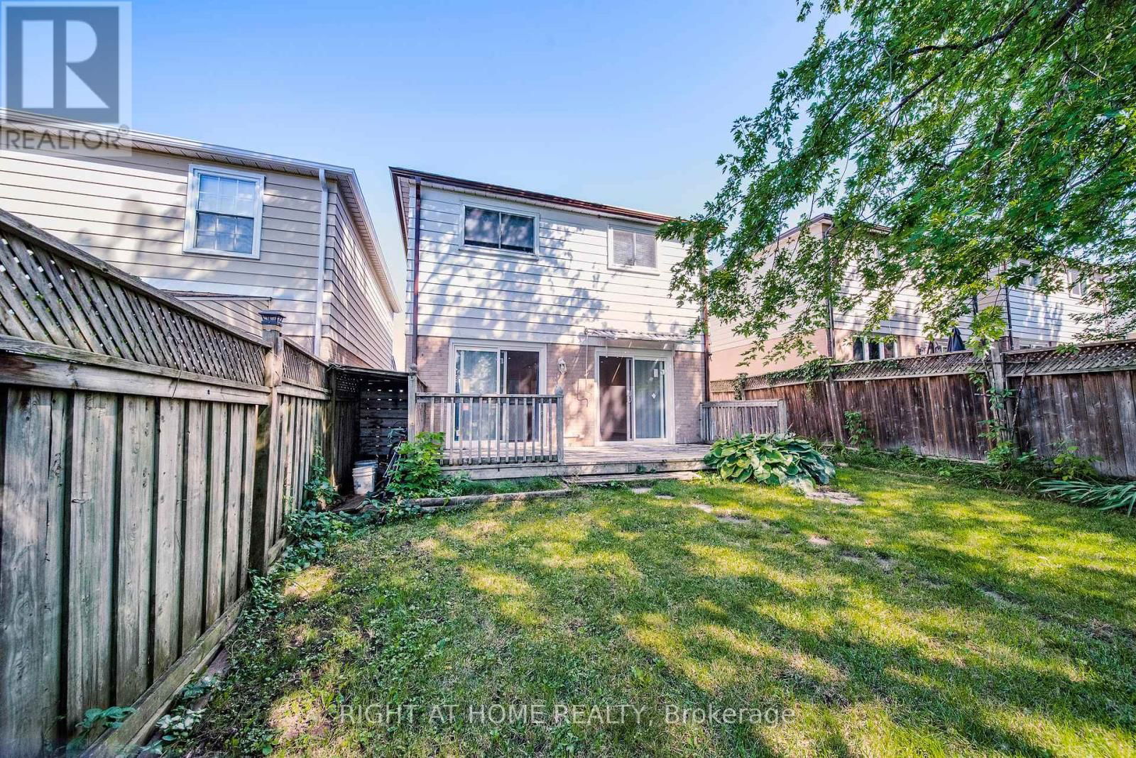 742 BEMAN DRIVE Image 32